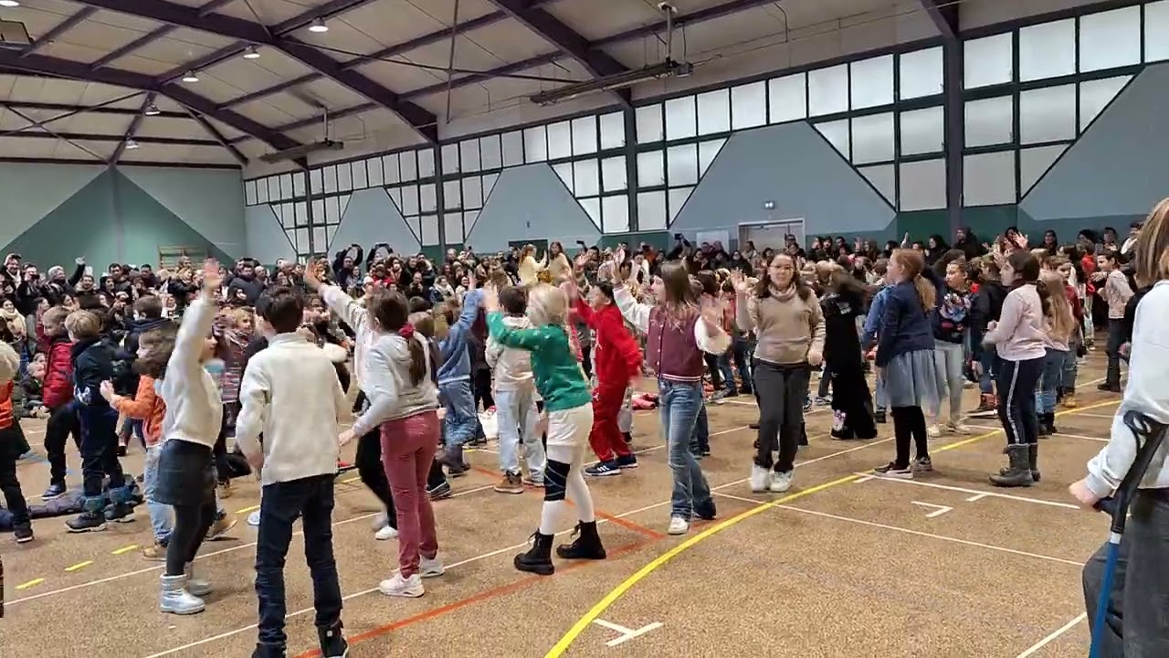 Flash'Mob Ecole Sainte Bernadette - 14/12/2024