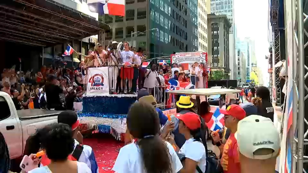 43rd annual Dominican Day Parade marches up Sixth Avenue in Midtown