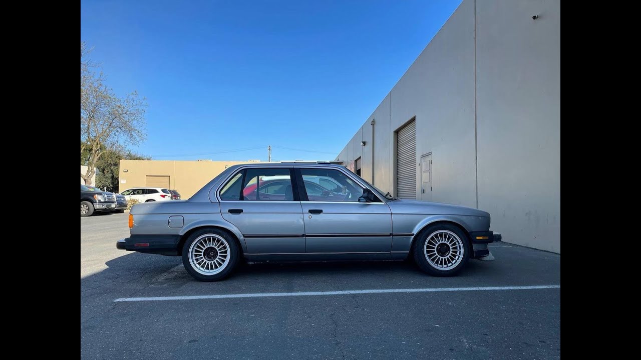 CAtuned BMW E30 Седан. Введение в сборку. Эпизод 1.