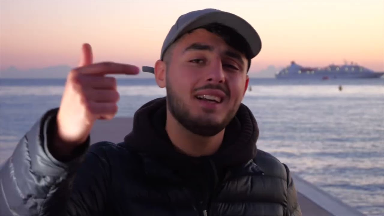 Renka - Night | LA PLAGE #62