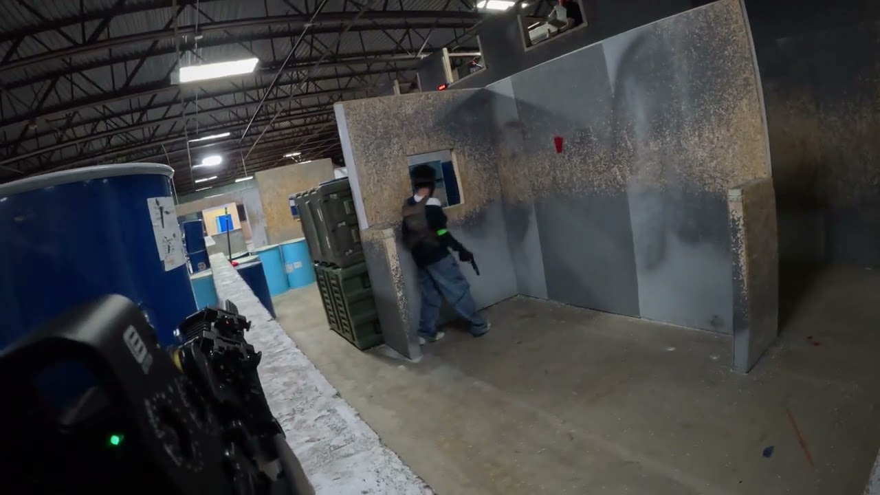 Tuesday Night Airsoft at VIP Phoenix!! Slow night, time to practice. Team Úlfhéðnar. 