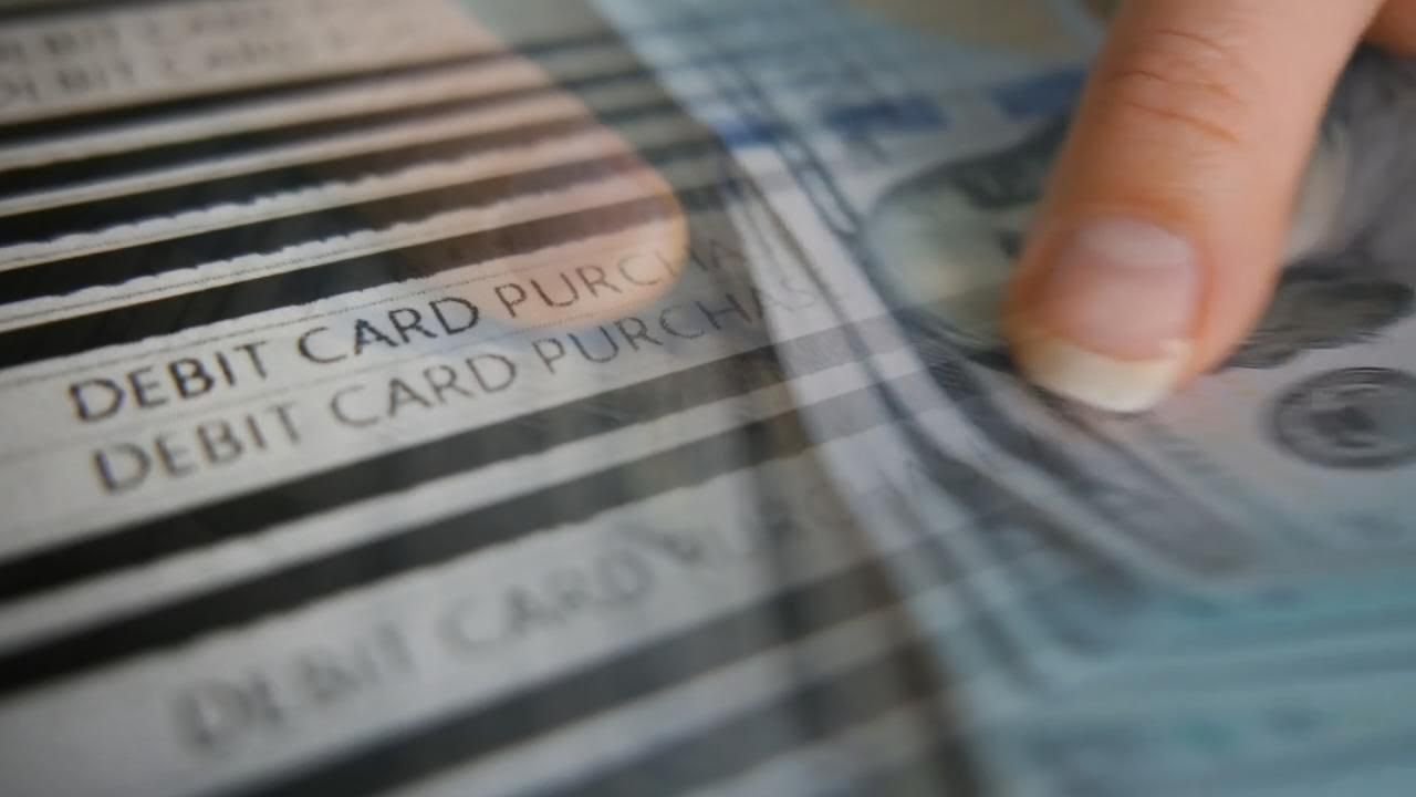 'What the hell is this&rsquo;: Local man discovers life savings drained from bank account | WFTV