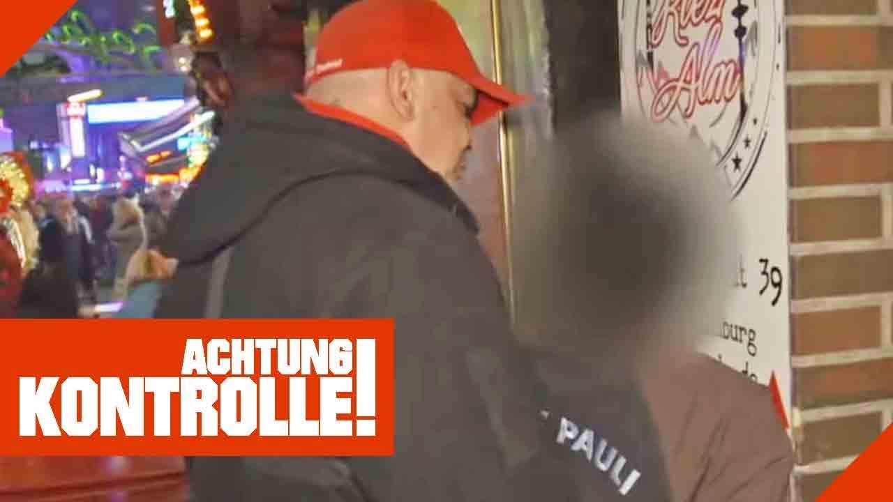 Polizeieinsatz! Türsteher halten Täter fest! Was ist passiert?  | Achtung Kontrolle | Kabel Eins