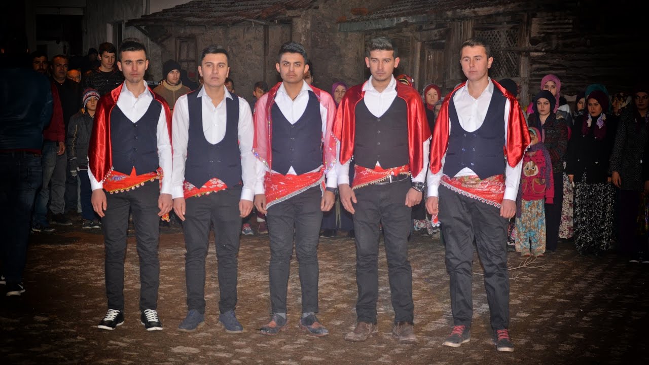 DAVUTLAR KÖYÜ ASKER GECESİ 97-1