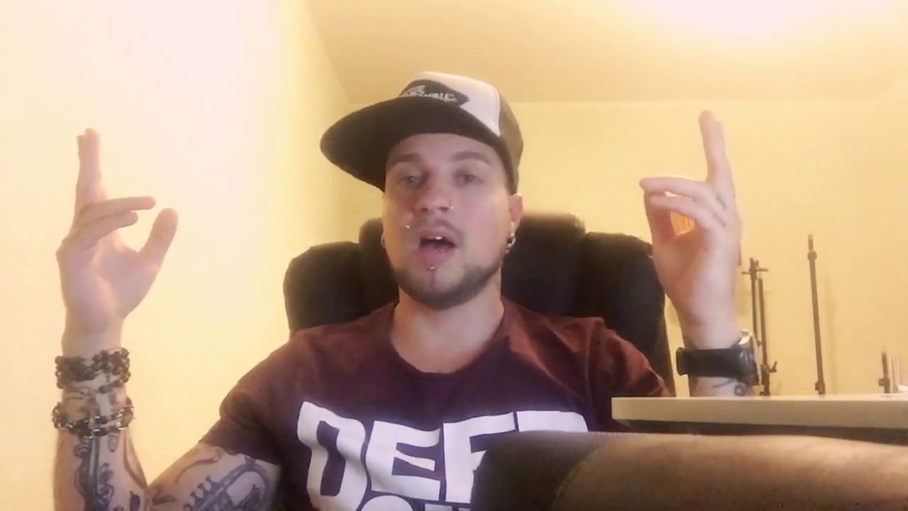 Alex Shelest Vocal Lessons - Above The Vocal Folds Compression (Twang / Quack )