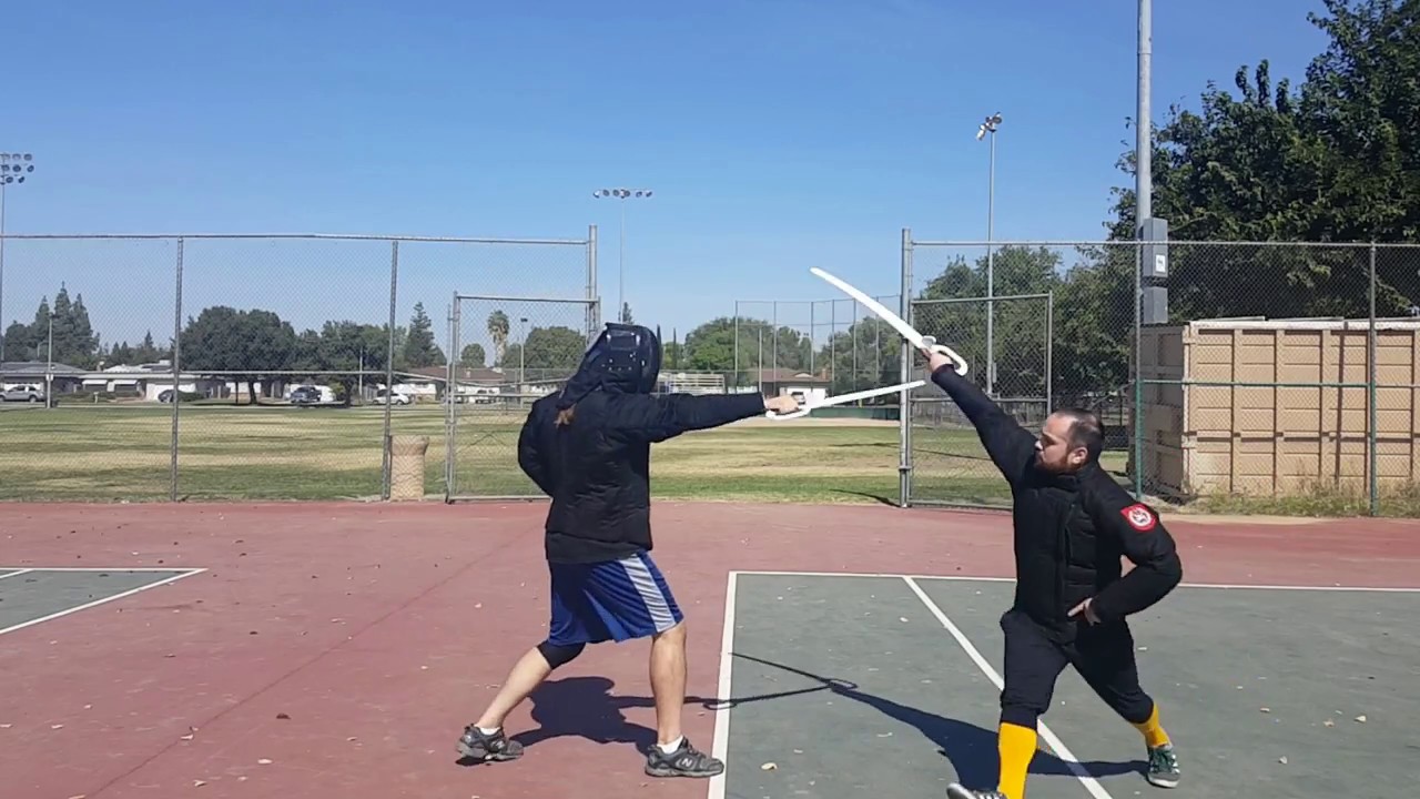 Meyer's Dussack: Taking out cuts with a Low Cut (Abnehmen)