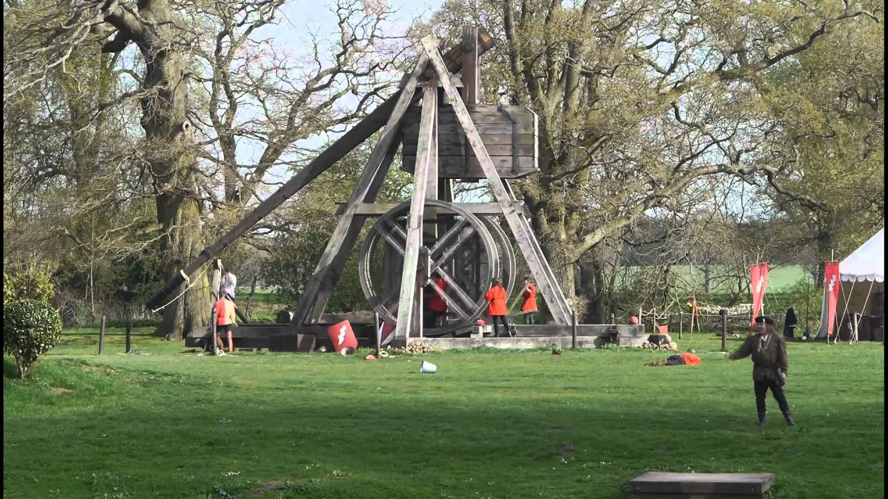 Trebuchet firing a fire-ball at Warwick Castle HD