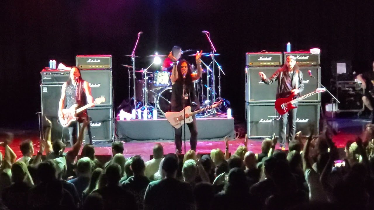 Bruce Kulick Band perform 