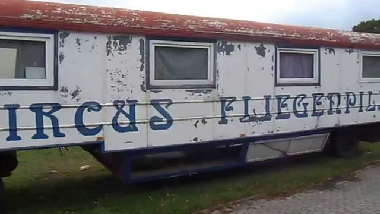 CIRCUS FLIEGENPILZ im Okt. 2012 on Tour,Zirkus in Esens