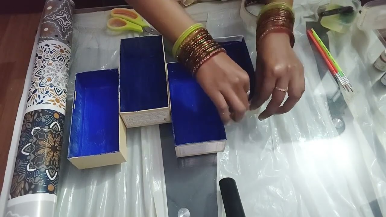 Creative Mobile Box Reuse Ideas | DIY Wall Decor & Art Craft #diy #artandcraft #reuseidea