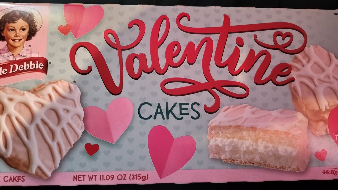 Taste testing: Little Debbie Valentine cakes 
