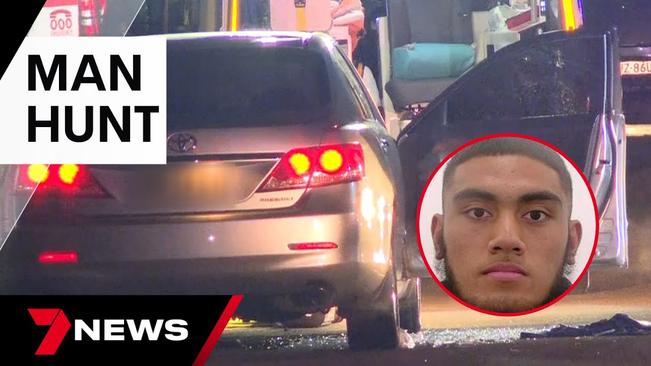 Manhunt underway for man accused of shooting three people at Greenacre | 7 News Australia
