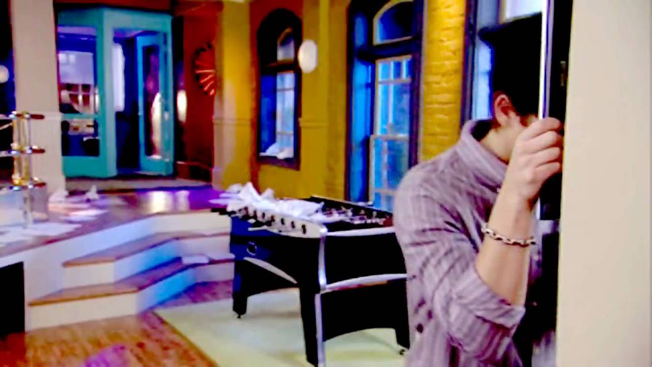 Nick / Selena _ Accidentally in Love ♥