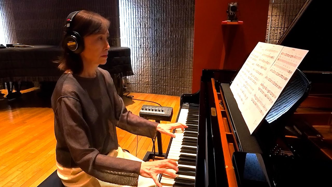 Yoshiko Kishino 30th Anniversary Album 