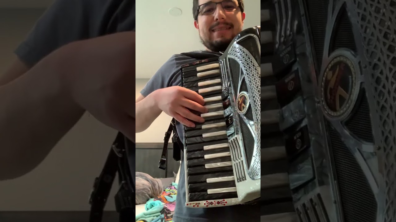 Adornos en acordeon de teclas