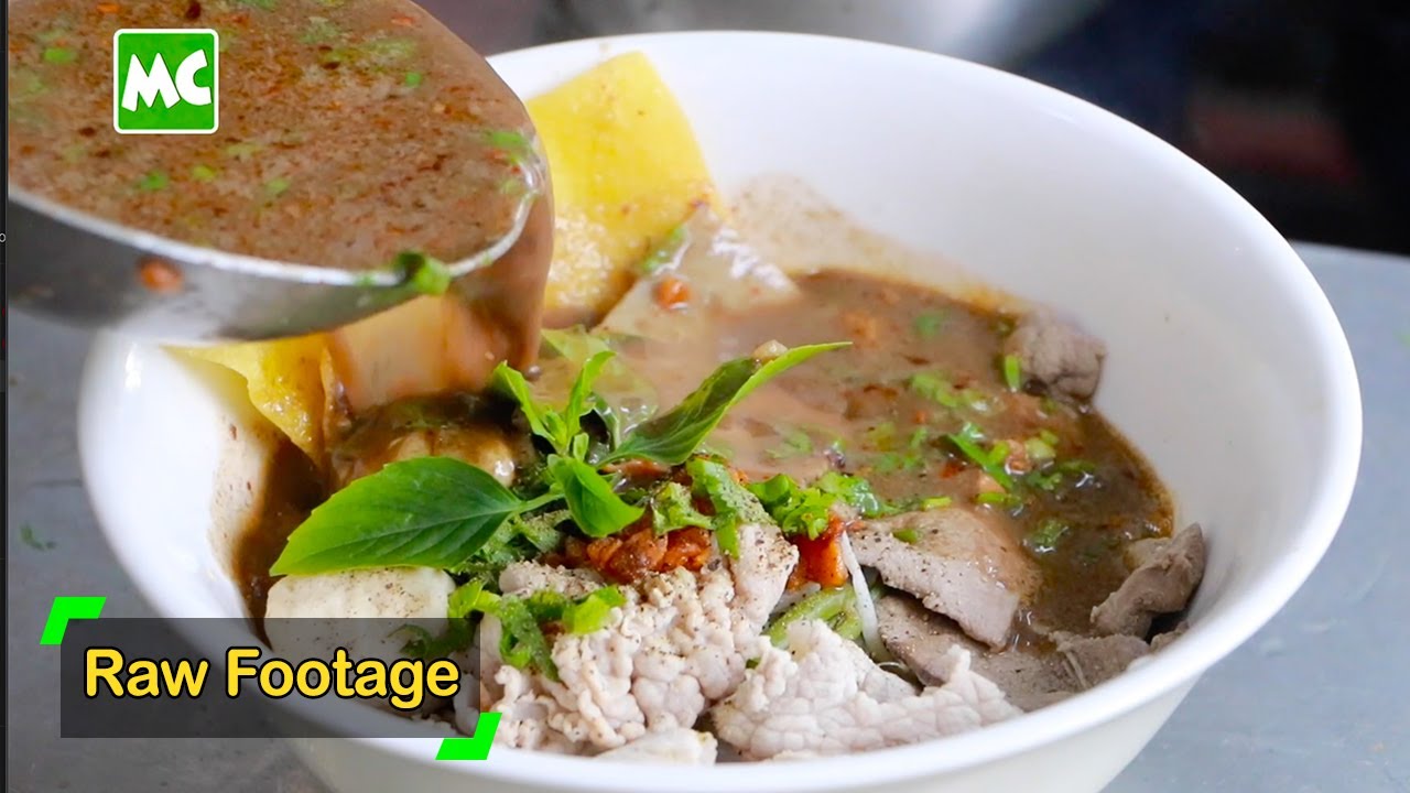 လှည်းတန်း က BKK ဝက်သွေး  ကွေ့သီယို နဲ့ Thai Food
