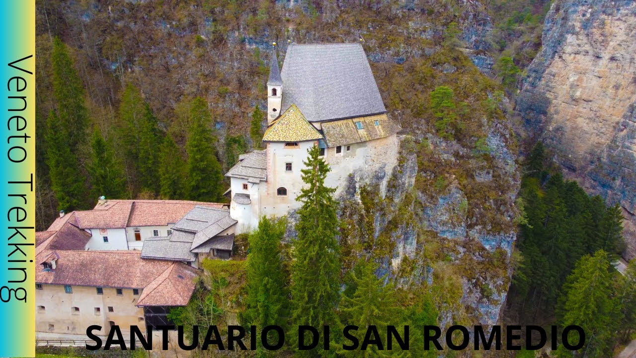 Santuario di San Romedio ,a casa dell'orso Bruno  Trentino Alto Adige TN ,