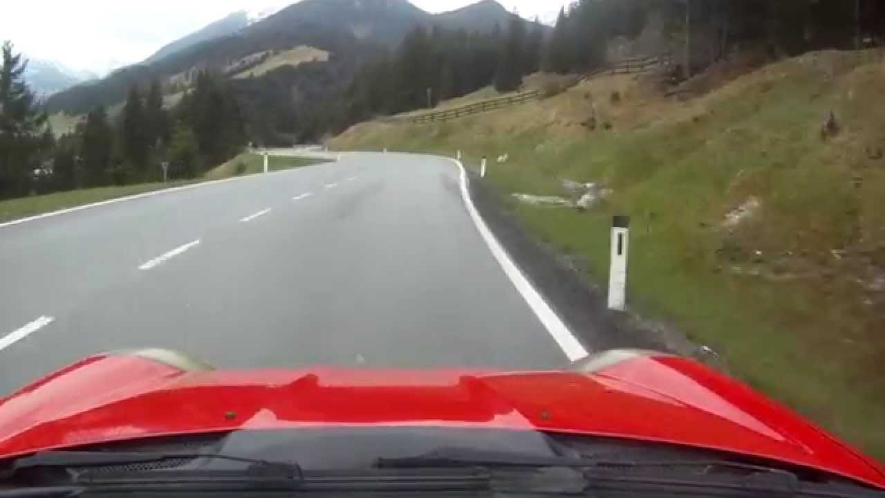 Tannheimer Straße nach Weißenbach am  Lech