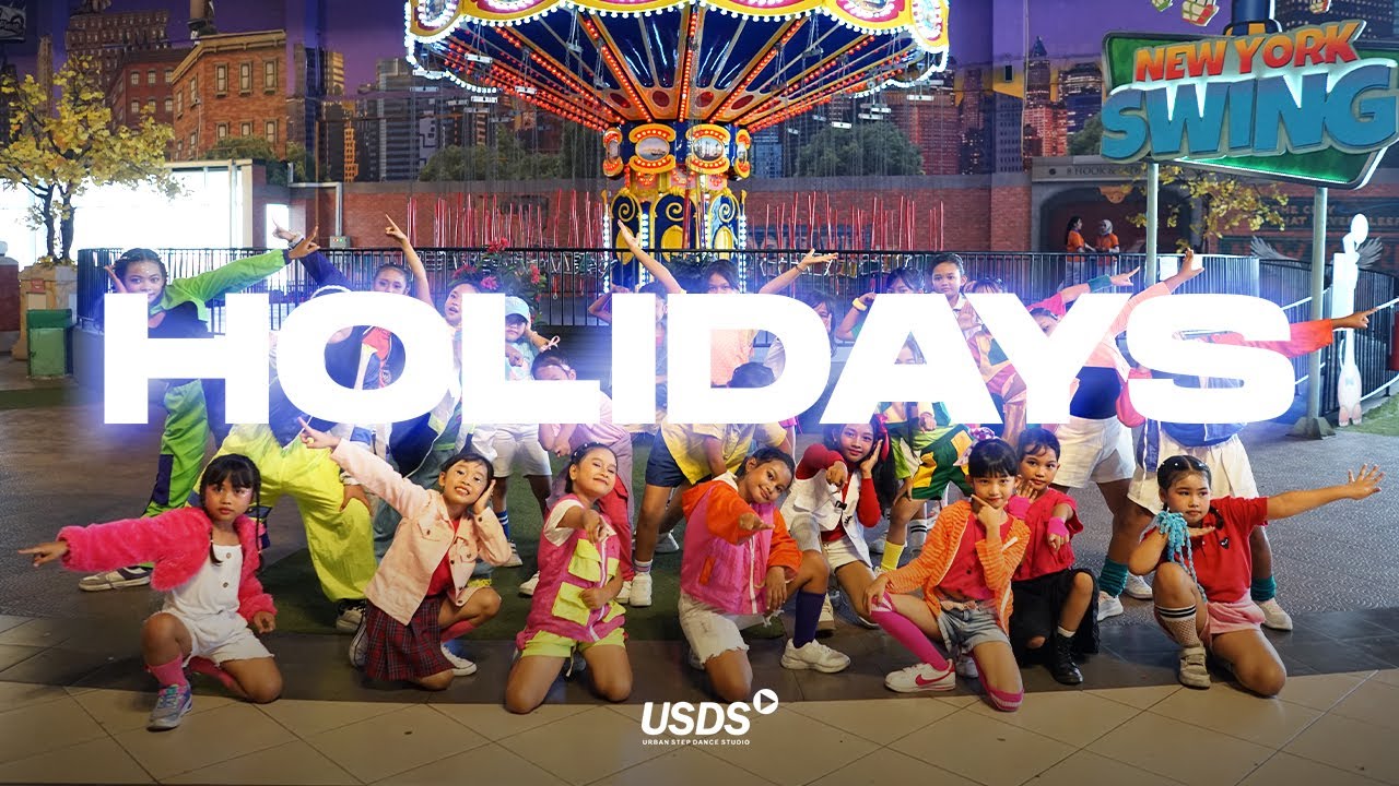 Meghan Trainor - Holidays ft. Earth, Wind & Fire | #USDSVideoProject
