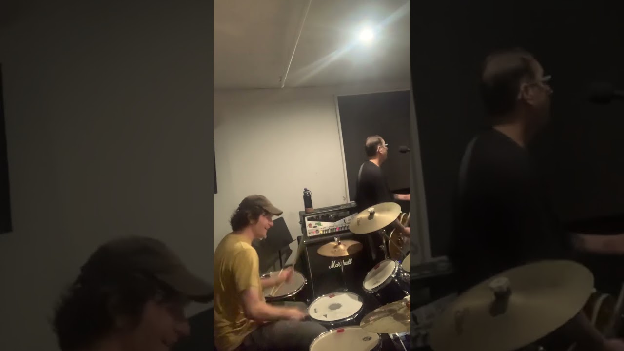 Hobophobic & Release The Hostages NOFX covers - The Total Bummers
