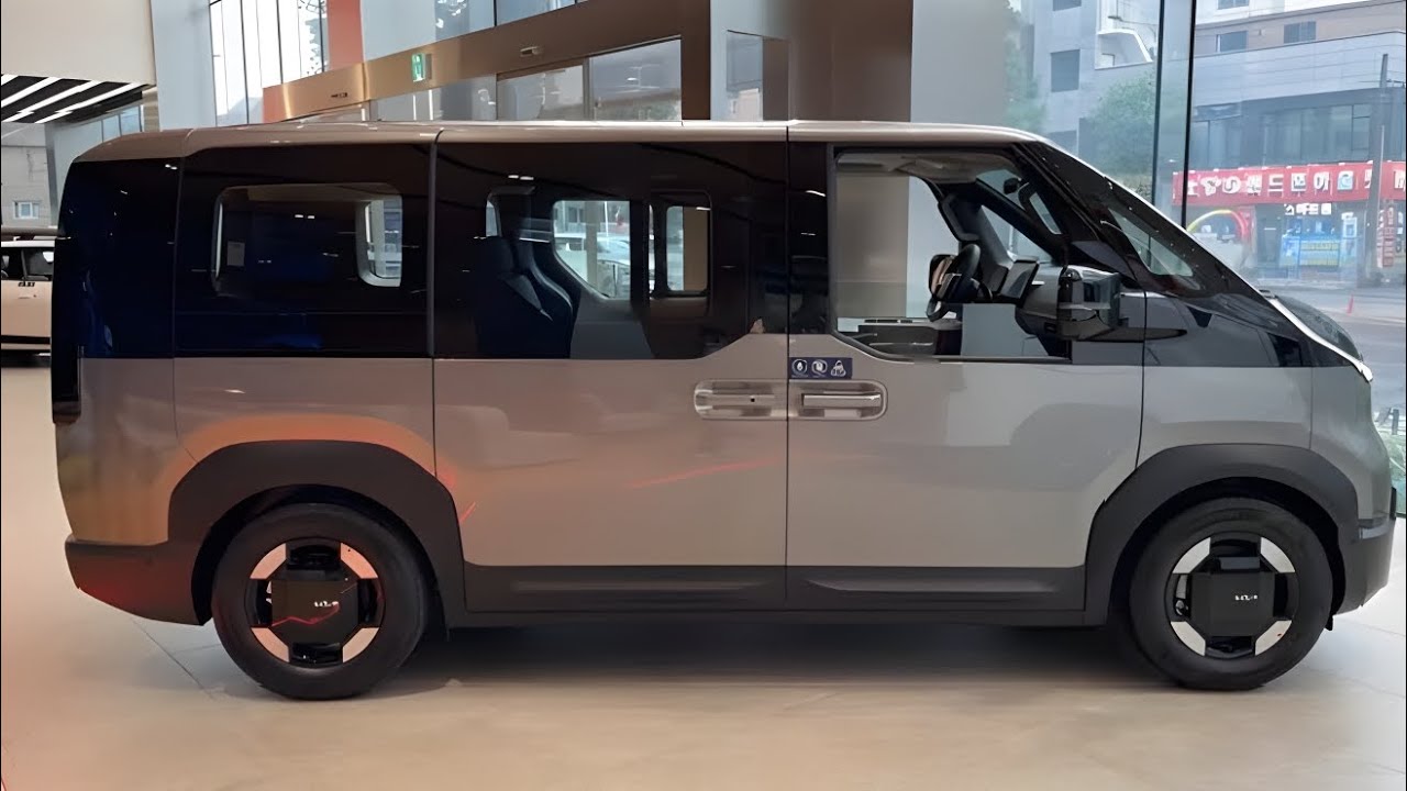 2026 Kia PV5 – Full Exterior Walkaround of Kia’s Futuristic Electric Van