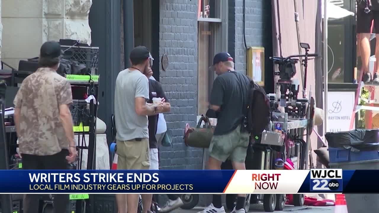 Writers' strike comes to an end, When will products resume in Savannah?