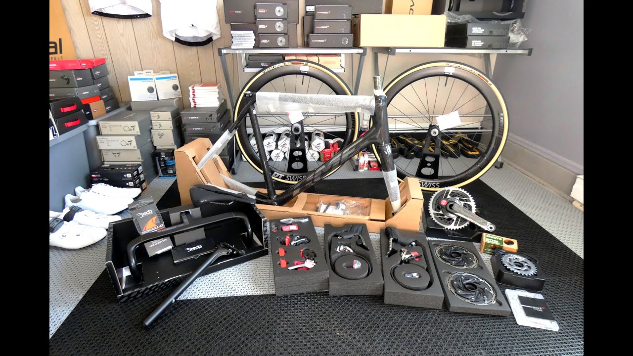 TIME Alpe D'Huez: Weight & Cockpit Review