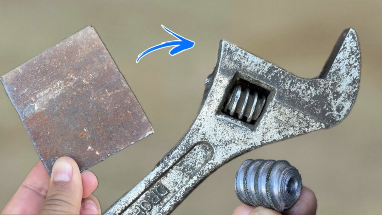 You Won't Believe How This MechanicCreated a Moveable Jaw from a Piece of Iron