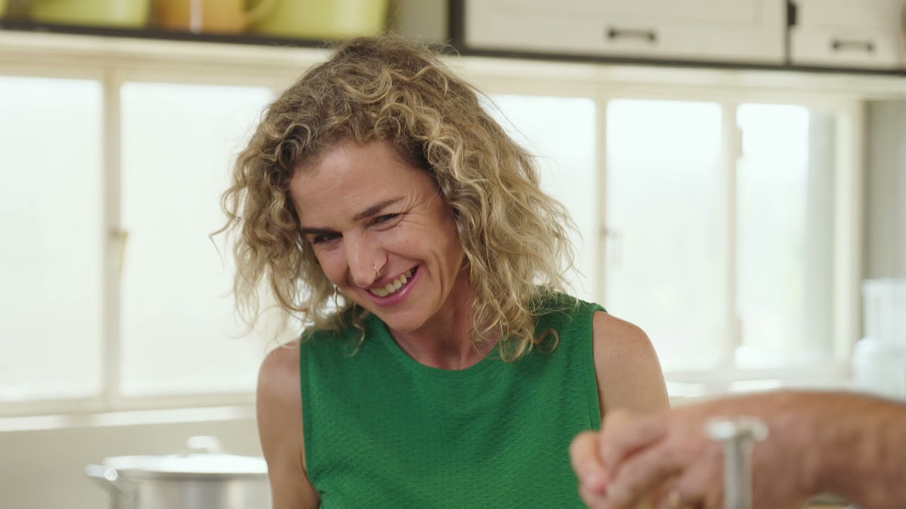 שיר לערב חג 16# | הדיי עפאים מארח את עלמה זהר | ט