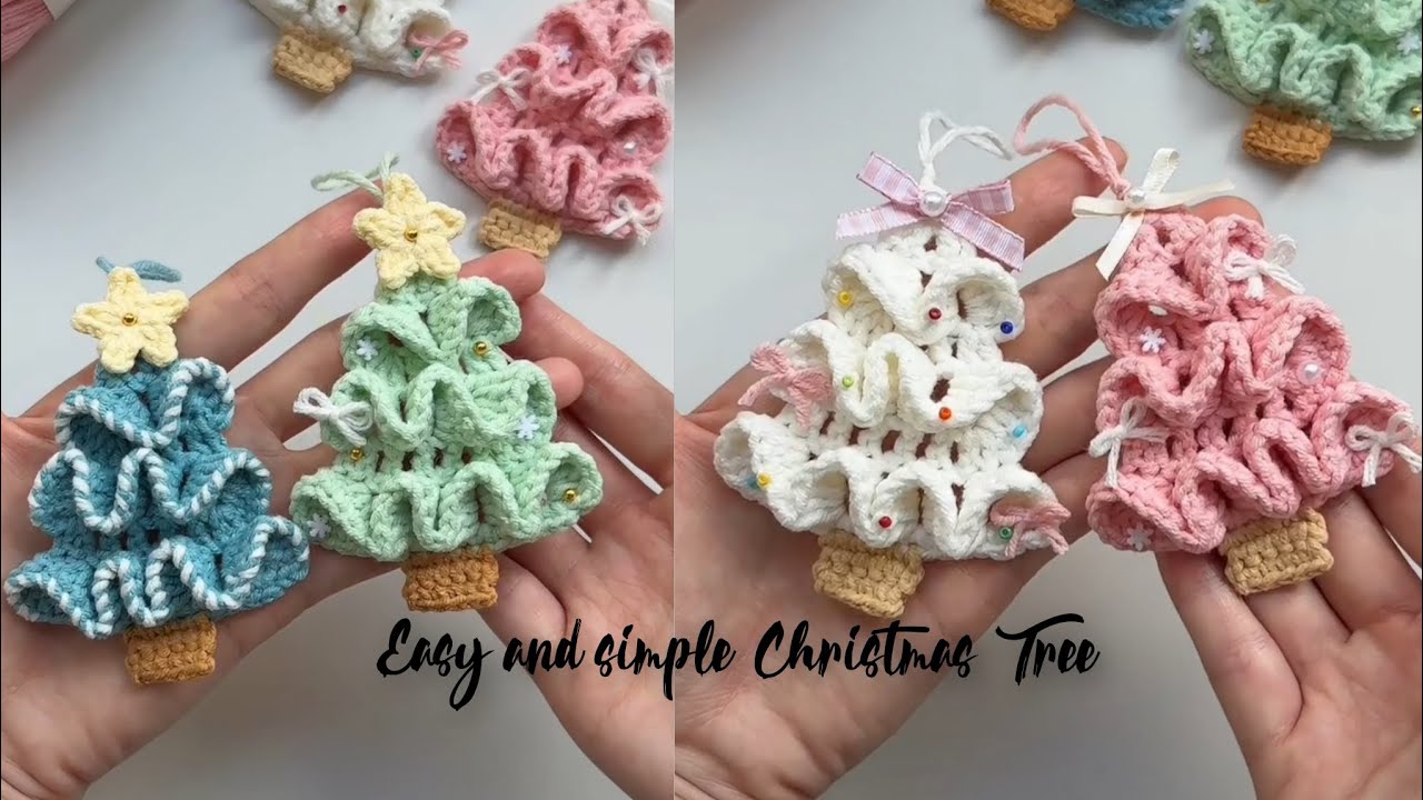 How to Crochet a Christmas Tree Keychain//Beginner Friendly #step by step 💓