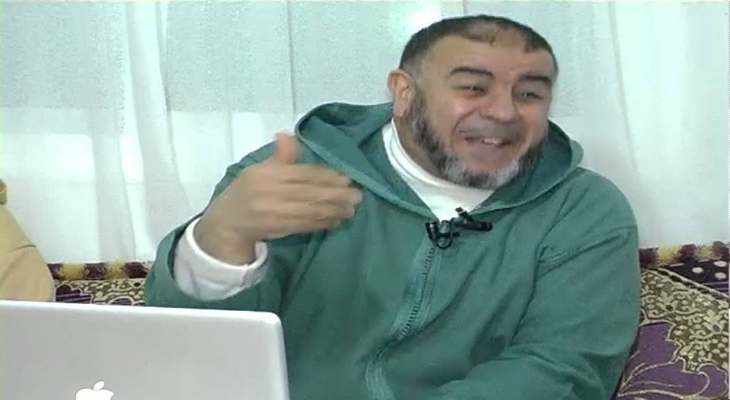 بماذا تنصح من يذكر زوجته بماضيها السيئ ؟
