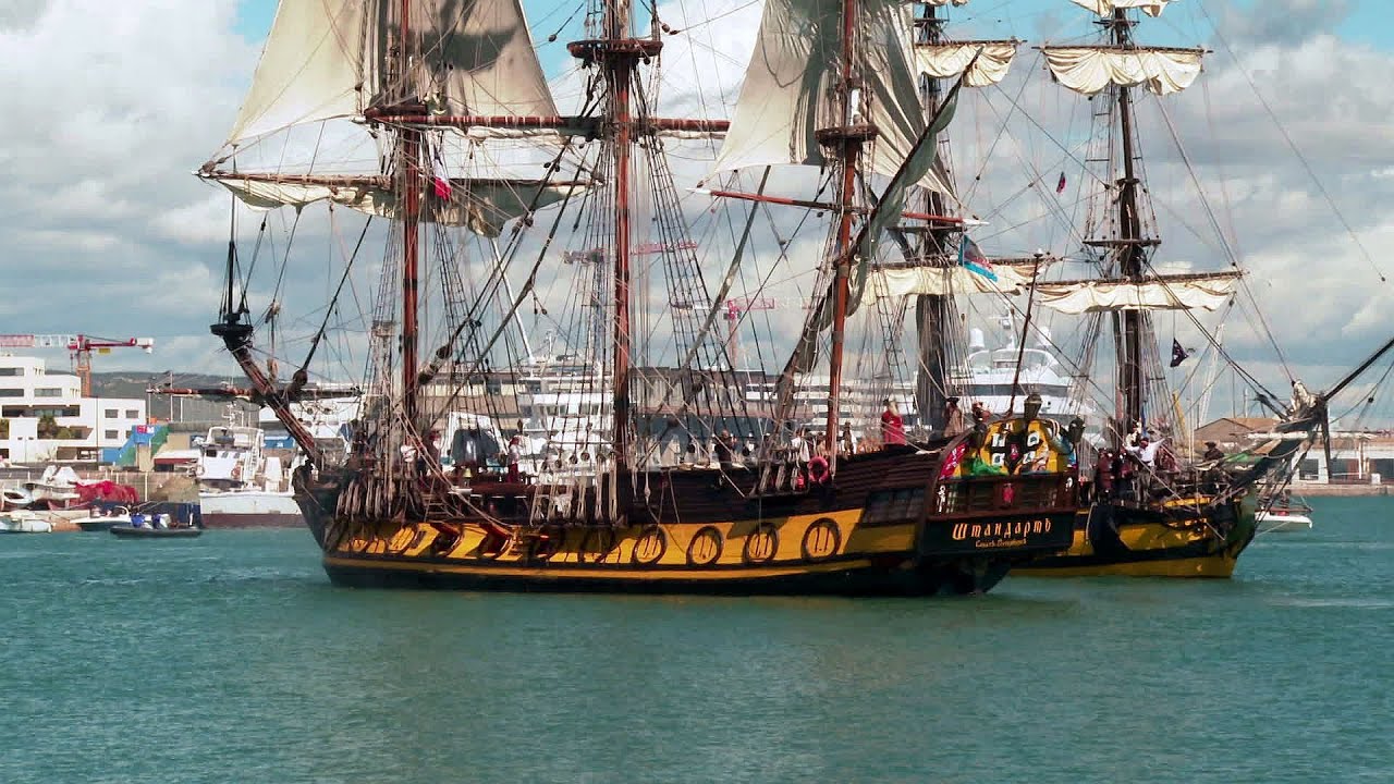 Escale &agrave; S&egrave;te 2024 : une bataille navale entre 3 voiliers dans le port pour d&eacute;buter la f&ecirc;te