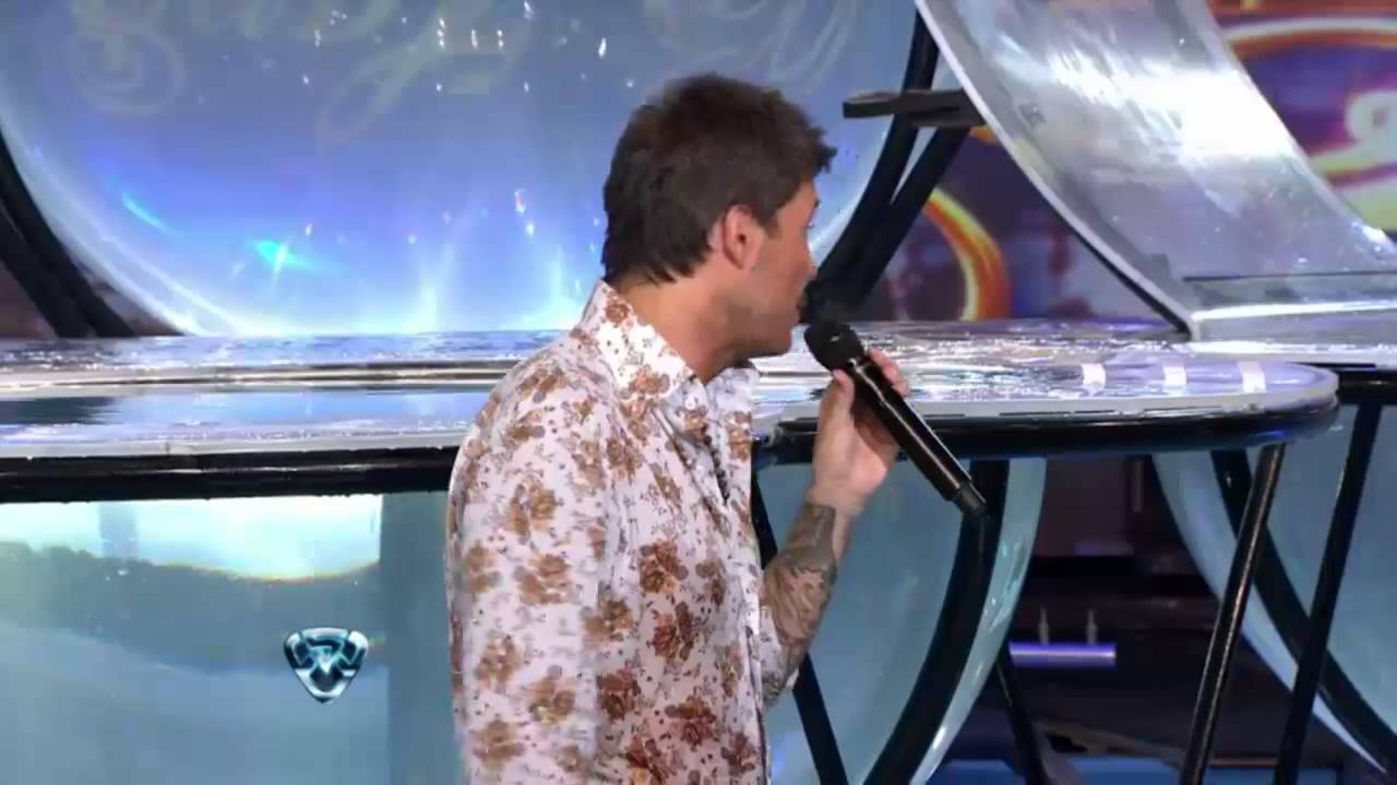 Showmatch 2012 - Paula Chaves, Peter Alfonso y Moro brillaron en el agua