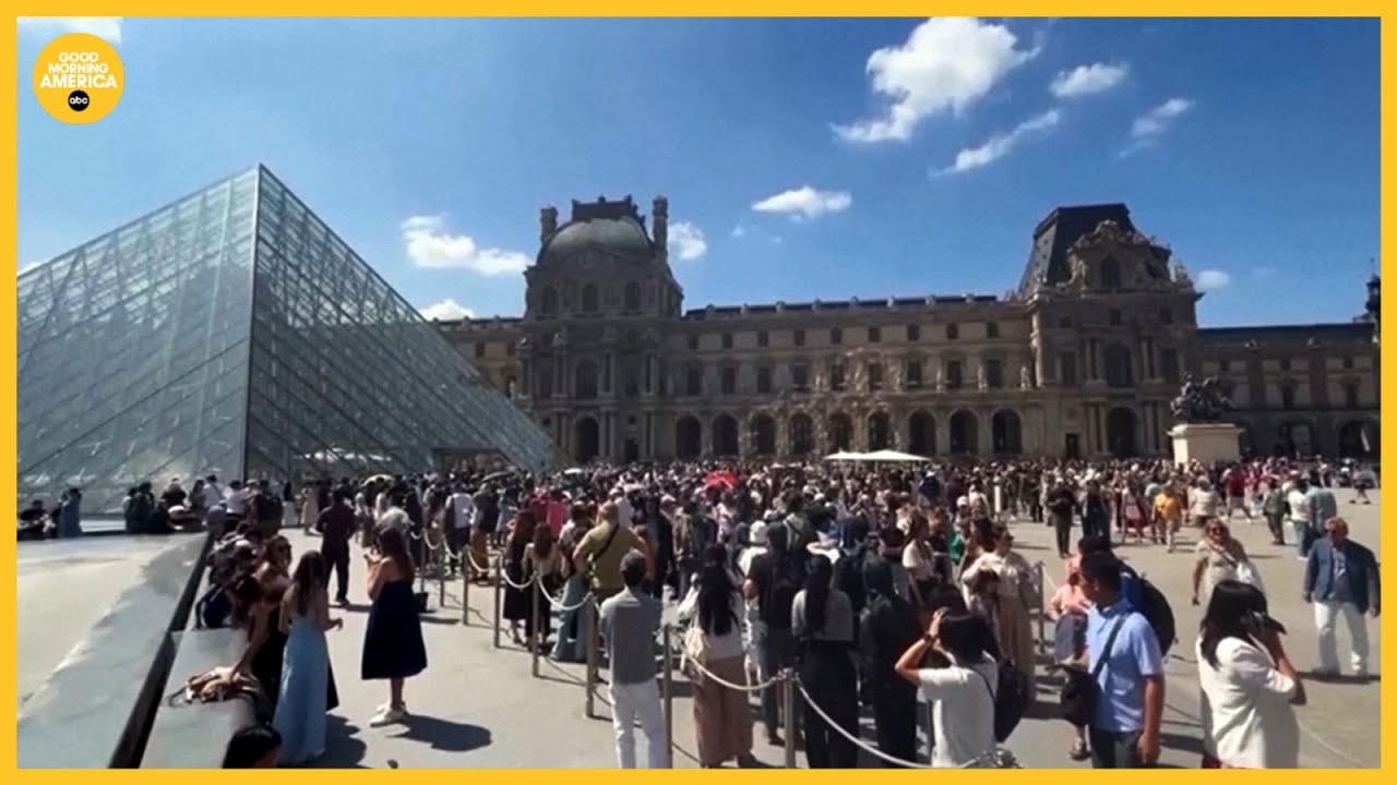 Louvre staff goes on strike to protest overcrowding