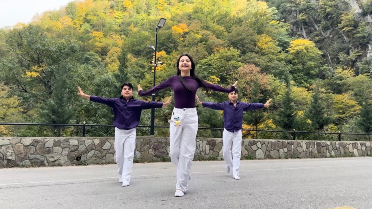 Yarpaqları Sarıya Boyanmış Dağın Birləşməsində Görün Vəfalım Rəqsi Necə İzləndi😍🍁🍂 