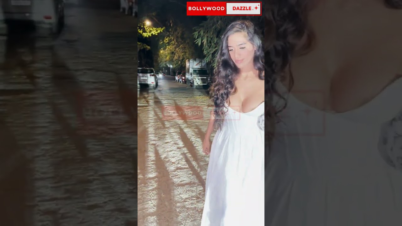 #Poonam Pandey spotted in Events #poonampandey #bollywooddazzle #bollywoodstyle #StarsEverywhere