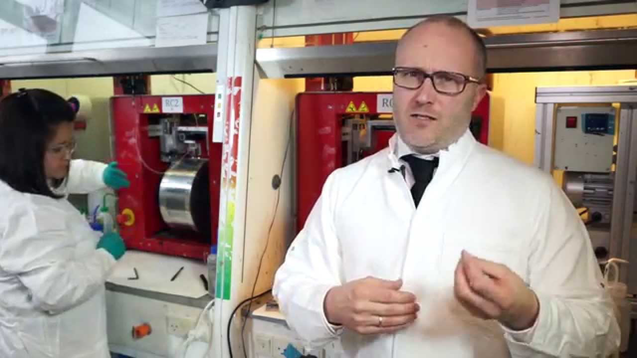 Making polymer tandem solar cells