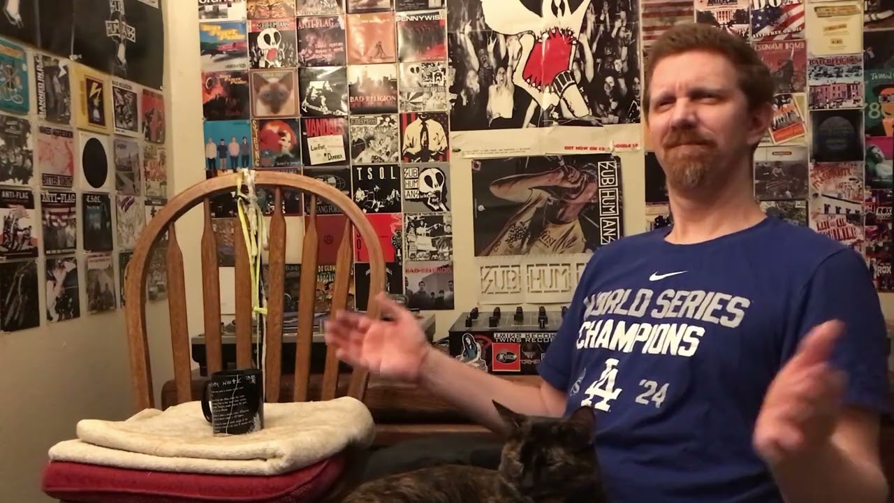 Shnootz - Reaction Video (Siouxsie & the Banshees - Dazzle)