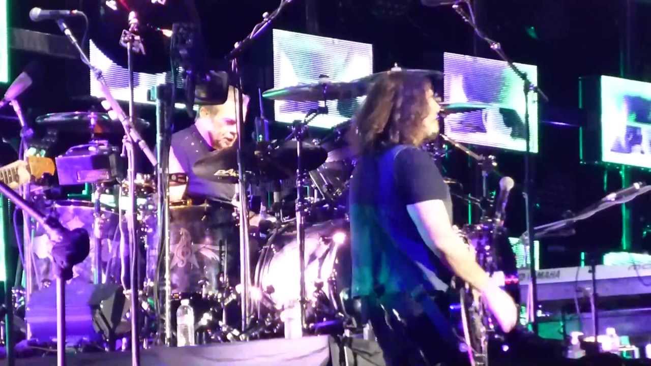 Bon Jovi - Dry County ( live MetLife Stadium-East Rutherford - NJ 7/27/2013)