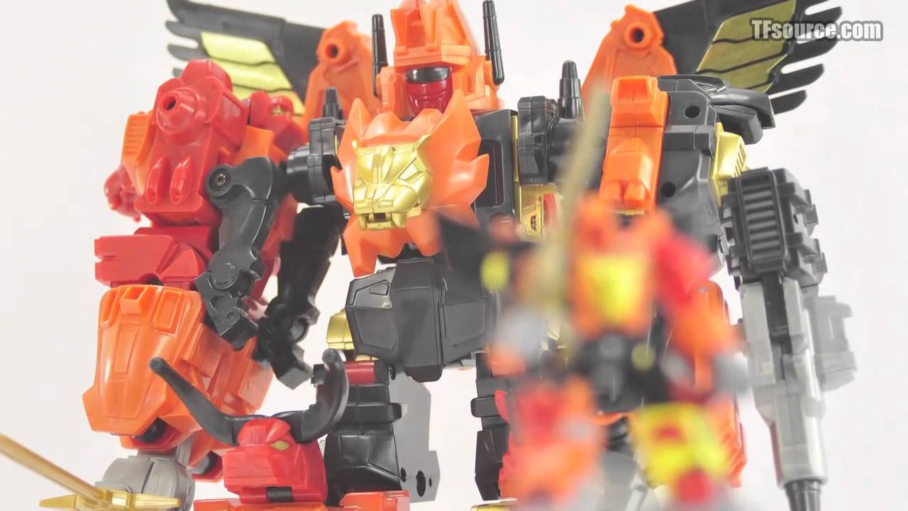 021 Transformers TakaraTomy 2010 Predaking - TF Source Video Review 021