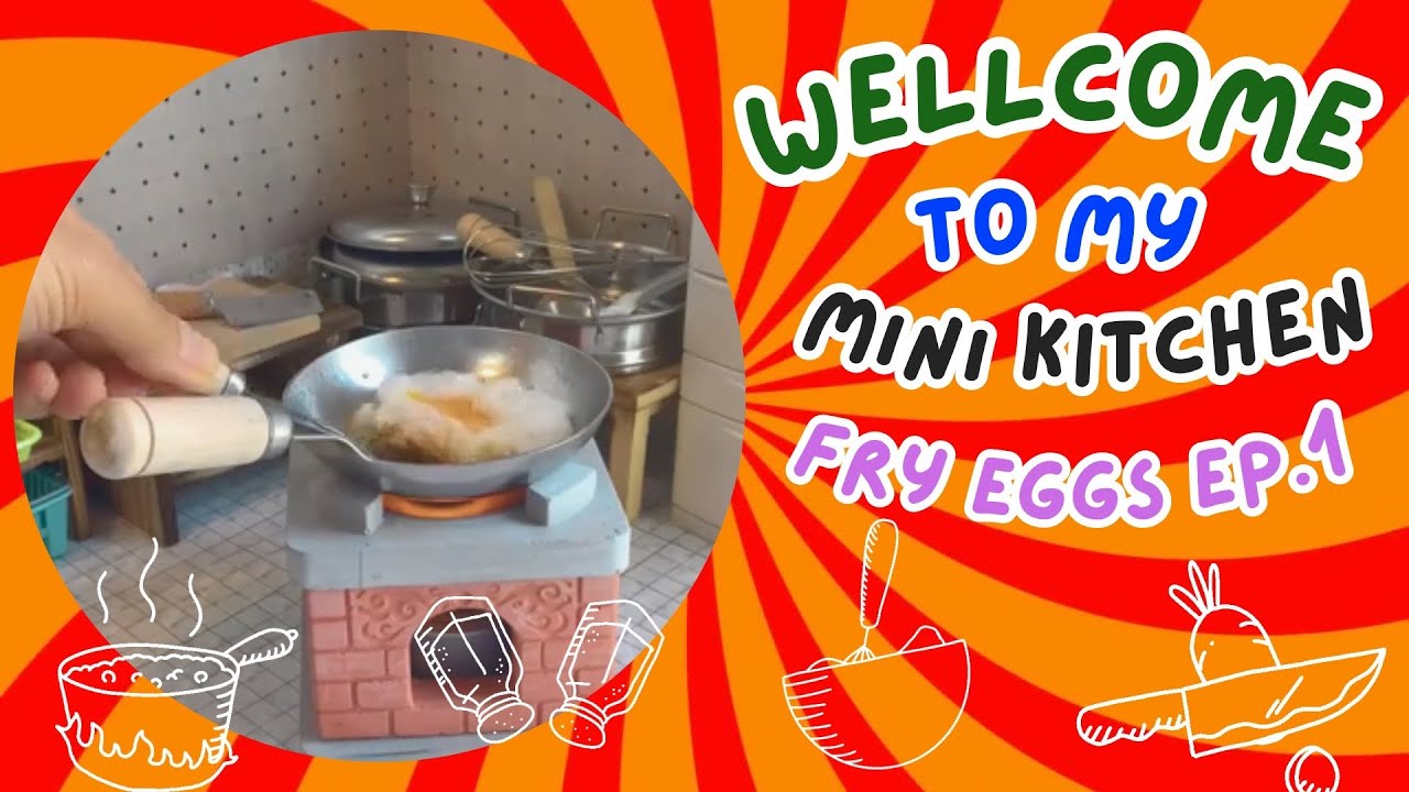 I'm so excited for my first time making a mini kitchen. Start by simply frying eggs.