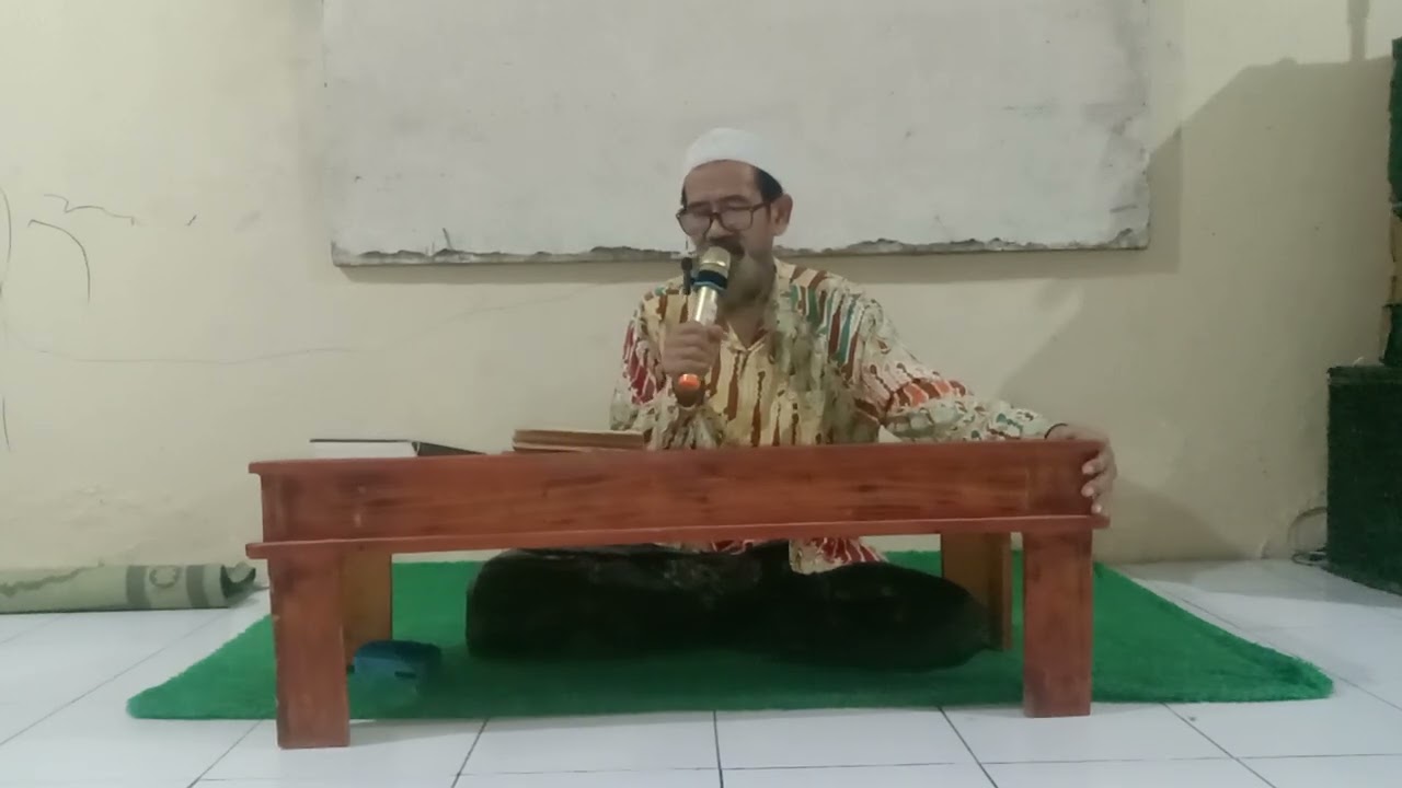kajian rutin bersama k.h. achmad jauhari bersma pengasuh pondpes AN NAJIHIYYAH