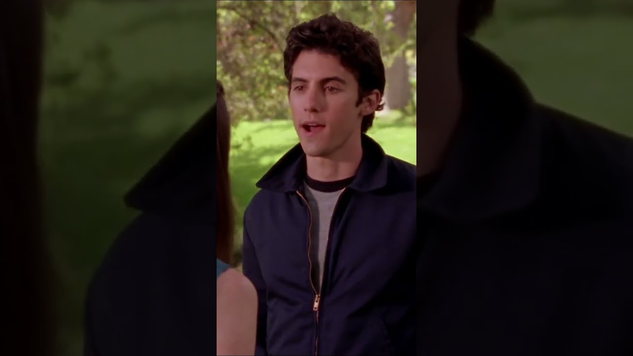 Jess and Rory&rsquo;s First Kiss | Gilmore Girls