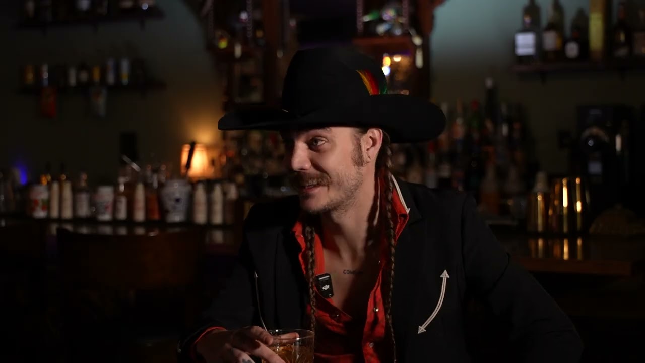 Country Singer Dalton Davis talks new single, record deal and more!