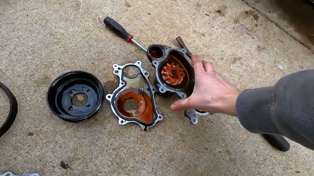 Замена водяного насоса F150 Ecoboost 2011-14