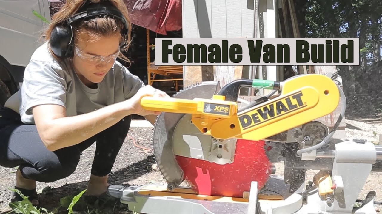 VAN BUILD WITH FLARES: HOLLAND RODEN SLEEPS THE WRONG WAY!!