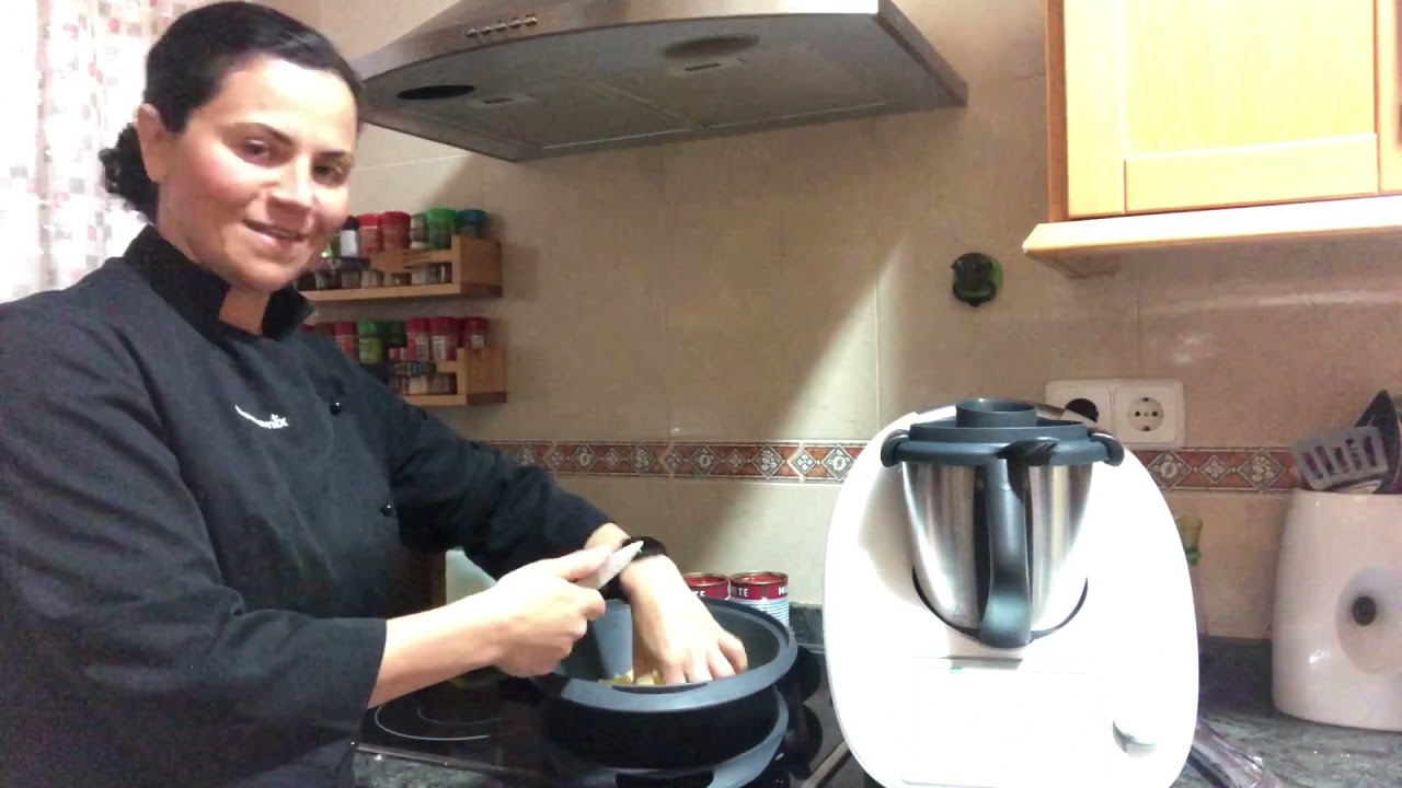 Tomate frito, bacalao al vapor y patatas en Thermomix