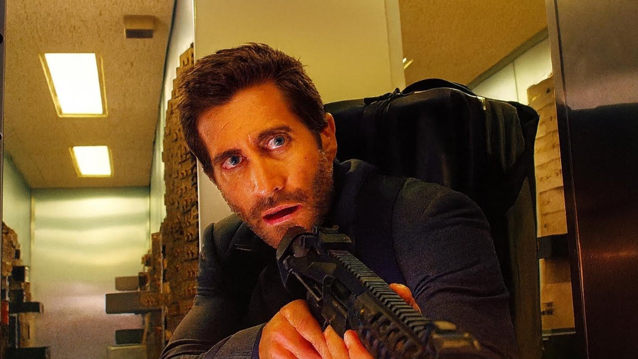 CIA Agent Joins Bank Heist, Causing Chaos on the Streets of Los Angeles