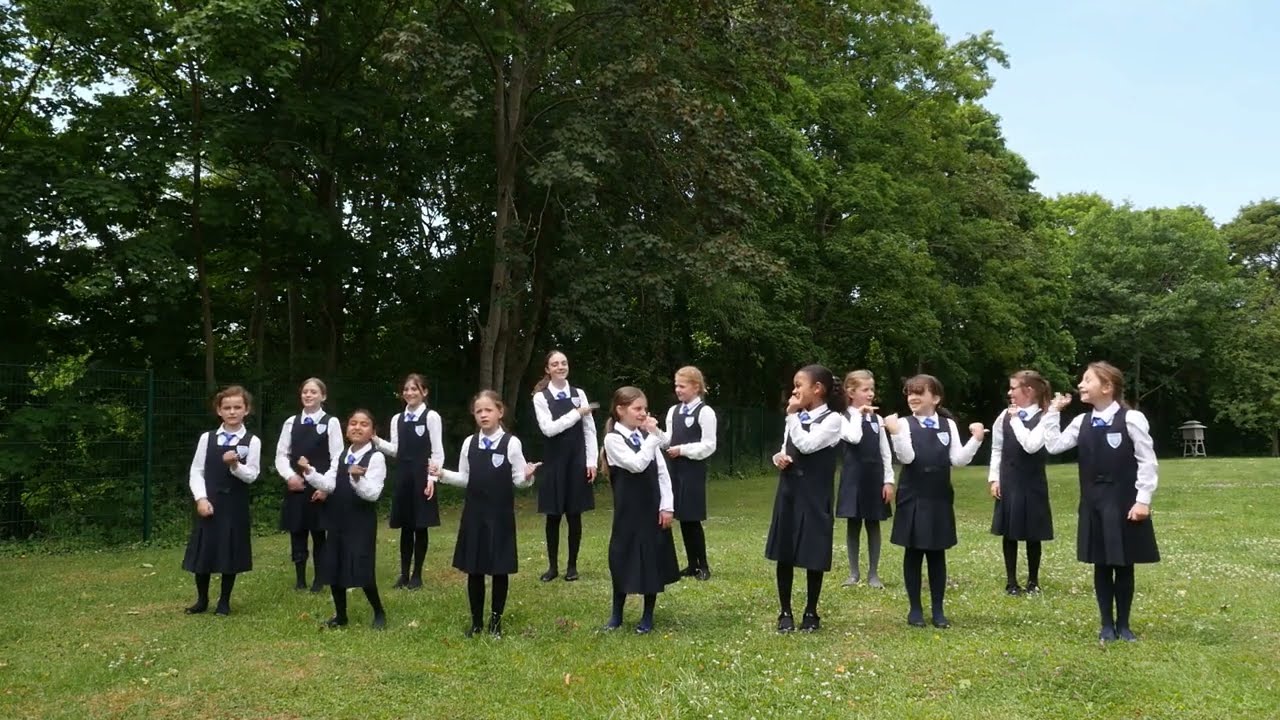 La cigale et la fourmi - Chœur de Filles de France - Direction : Hugo GUTIERREZ