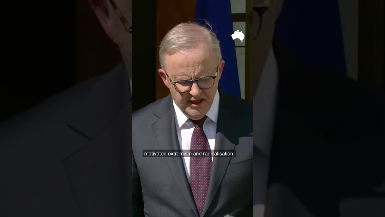 Anthony Albanese calls royal commission into anti-Semitism